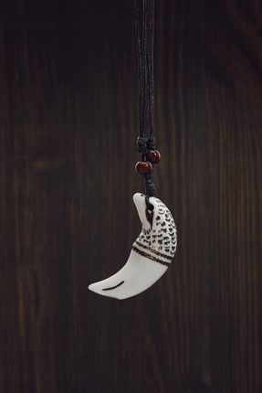 Naszyjnik Etno kieł głową orła naturalne materiały - zdjęcie 3