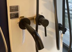 Zdjęcie Produkt Z Outletu: Kludi Bozz 382443976 Bateria Umywalkowa Podtynkowa Wylewka 18Cm Czarny Mat - Nekla