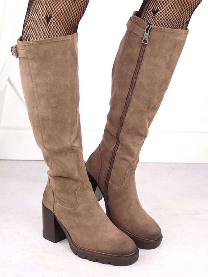 おかめ　1001 Zamszowe kozaki z marszczeniem Kolor beżowy - RESERVED