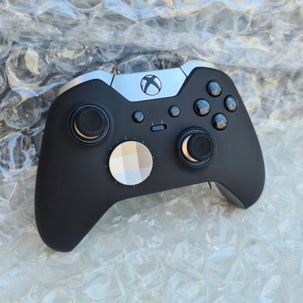 Microsoft Xbox One Elite Wireless Controller - zdjęcie 3