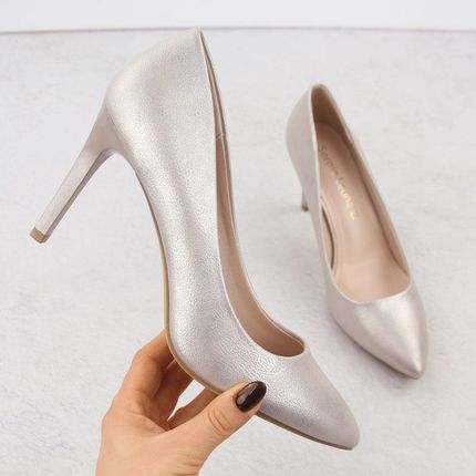 Czółenka szpilki perłowe złoto Sergio Leone 1339