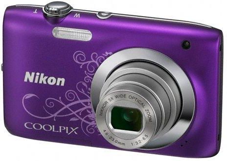 デジタルカメラ Nikon COOLPIX S2600 Aparat cyfrowy Nikon COOLPIX S2600 fioletowy z ornamentem - Ceny i