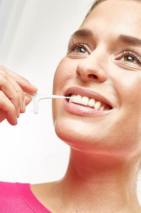 Dentek Complete Clean Wykałaczki Z Nicią Dentystyczną 40szt. - zdjęcie 2