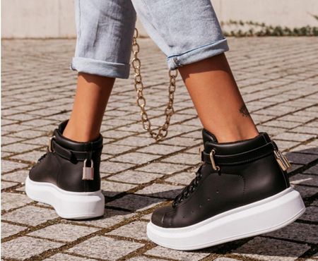 Czarne botki z kłódką sneakersy rozmiar 36 - zdjęcie 2