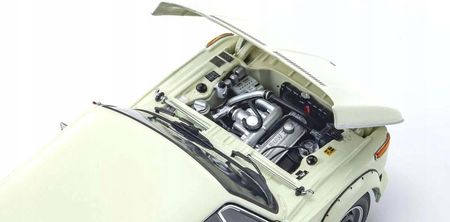 京商1/18ＢMW2002 ミニカー/完成品 京商 1/18 BMW 2002 ターボ シルバー : キッド