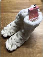 Zdjęcie SKARPETO-KAPCIE KREMOWE PIÓRA 37-38 - Pobiedziska