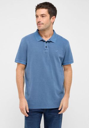 MĘSKA KOSZULKA POLO MUSTANG Pablo Polo Gmt Dye Insignia Blue 1015745 5230