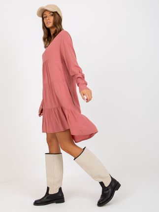 Brudnoróżowa boho sukienka oversize z falbaną SUBLEVEL