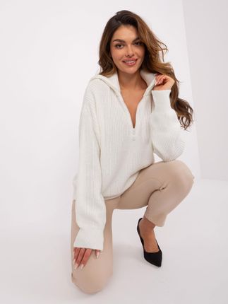 Ecru dzianinowy sweter z rozpinanym golfem