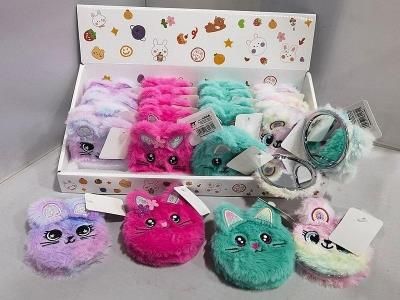 Adar Lusterko w pluszowym etui MIX