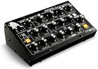 MOOG Minitaur - Moduł analogowego syntezatora basowego ze wzmacniaczem słuchawkowym, 128 presetów, edytor programowy
