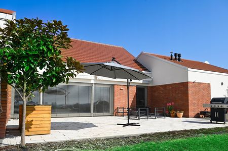 Lehmann Parasol Ogrodowy Duży Składany Solidny Z Wysięgnikiem Lampki Solarne Led 1828212250 - zdjęcie 5