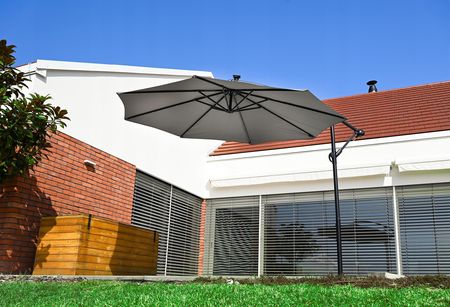 Lehmann Parasol Ogrodowy Duży Składany Solidny Z Wysięgnikiem Lampki Solarne Led 1828212250 - zdjęcie 3