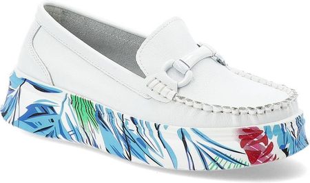 Białe Półbuty Filippo Stylowe Modne Mokasyny Damskie Z Wzorzystą Podeszwą