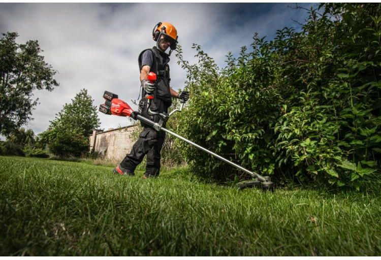 фото Тример акумуляторний Milwaukee M18 F2BCU-0 (4933480859)