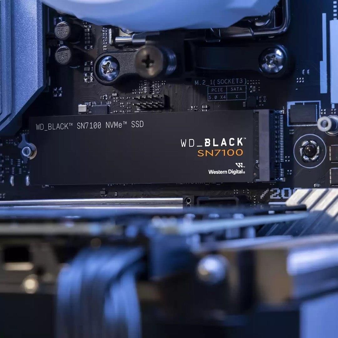 フ*ド様 WD_BLACK SN7100 4TB SSD 4 TB WD_BLACK SN7100 NVMe SSD | Sandisk