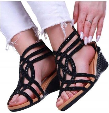 Czarne damskie sandały na niskim koturnie Sandałki Rzymianki 13981 38