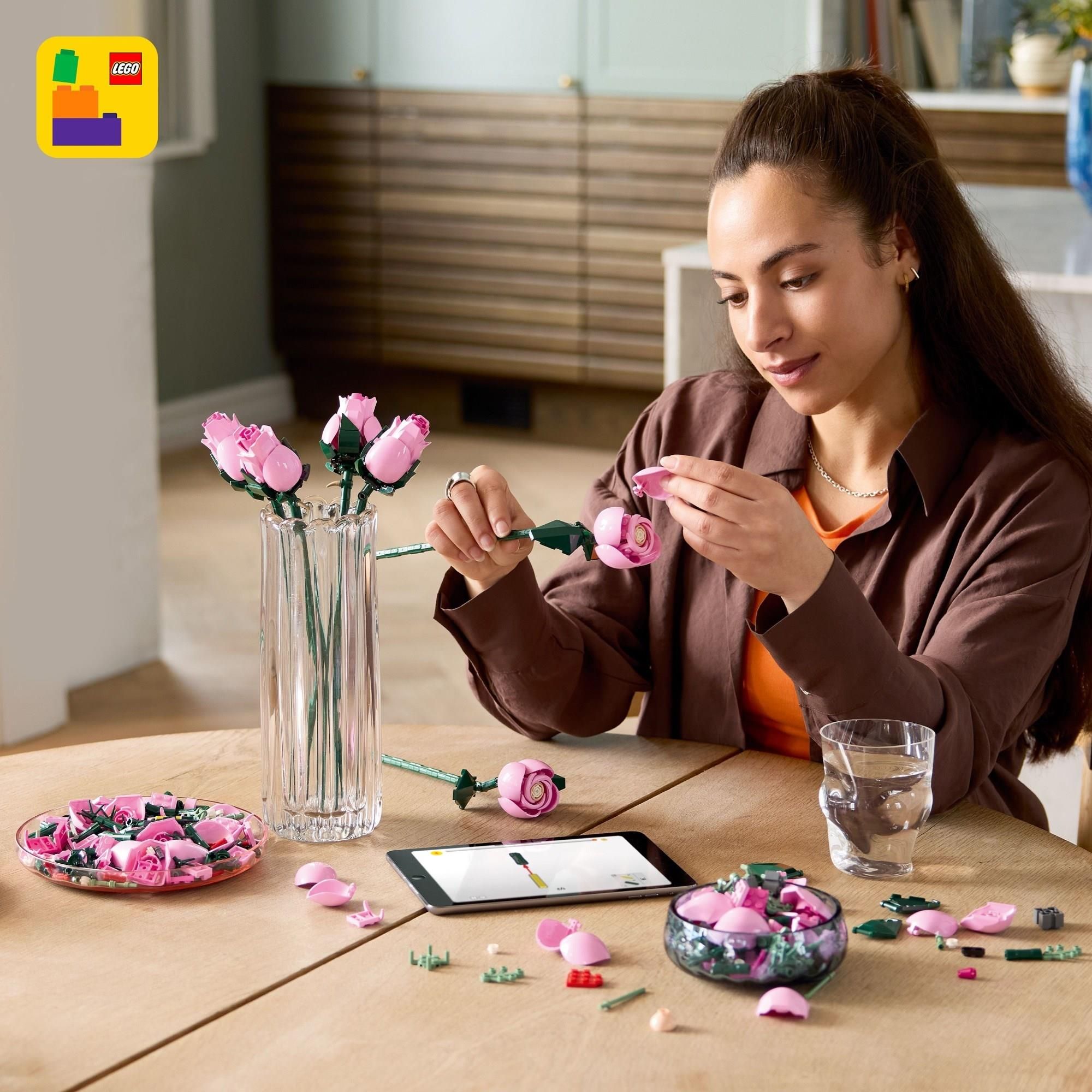 LEGO Botanicals 10374 Bukiet różowych róż - Ceny i opinie - Ceneo.pl