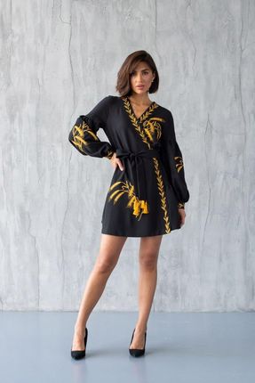 Ukraińska Haftowana Czarna Suknia Złote Kłoski R.M (38) Limitowana Seria