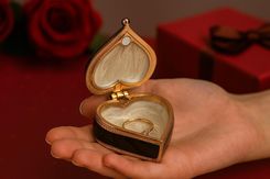 Zdjęcie Puzderko/mini szkatułka serduszko czarne - Imielin