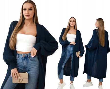 Granatowy kardigan damski oversize z długimi rękawami i kieszeniami