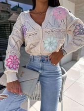 Zdjęcie Sweter Ferrero w kwiaty – kremowy - Piastów