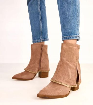 Beżowe botki na słupku z wywiniętą cholewką Felicia