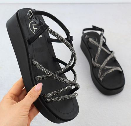 Sandały damskie rzymianki na koturnie z cyrkoniami czarne Filippo DS6898