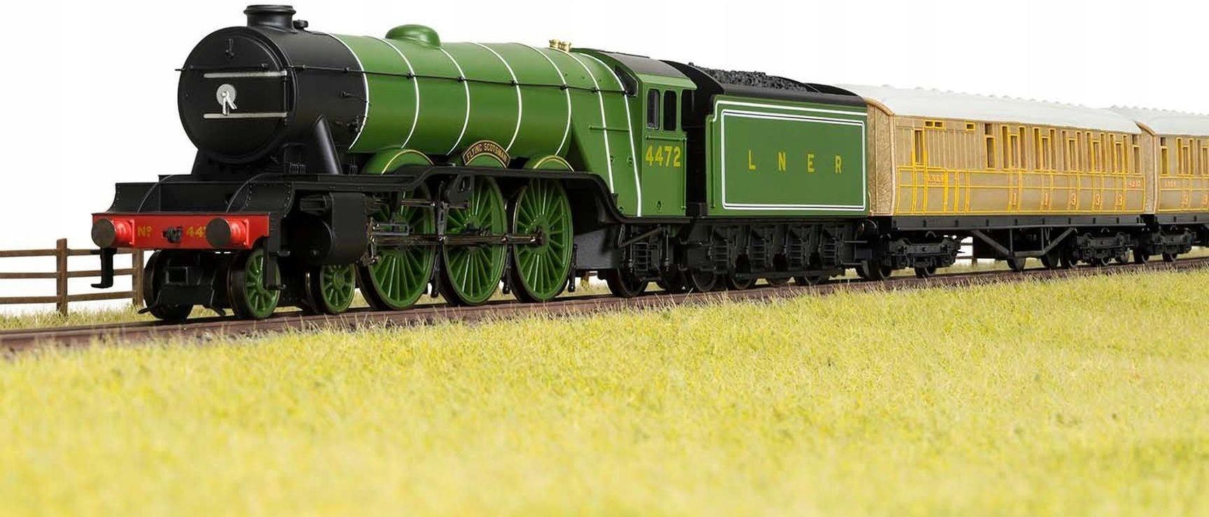 Hornby Francia - Busch 6953 - Alberi In Miniatura - 2 Pioppi Assortiti Per Diorami E Treni