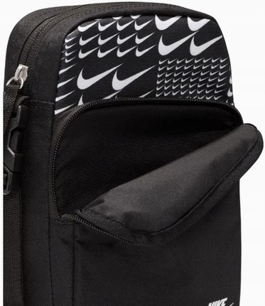nike heritage flight bag in black