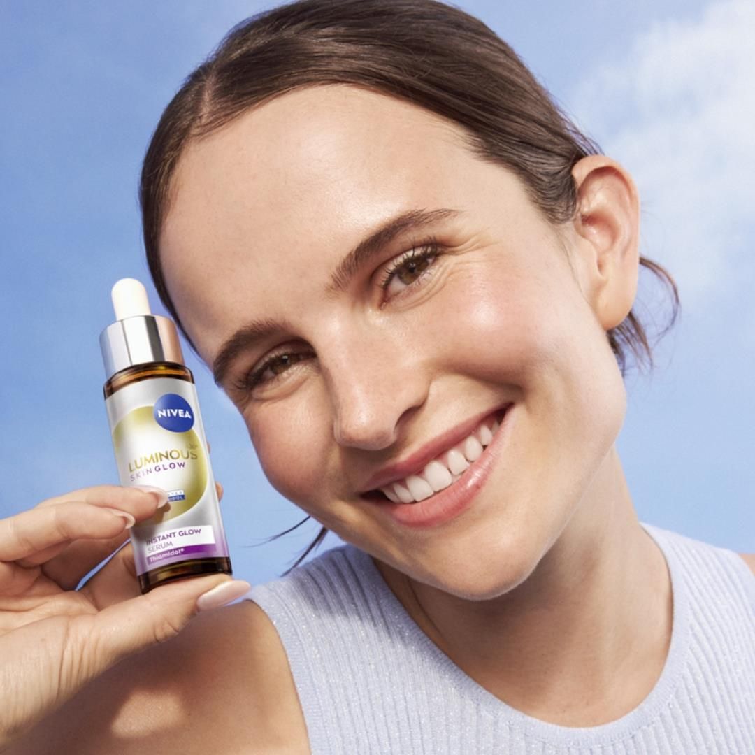 Nivea Luminous 630 Skin Glow Peeling Twarzy + Serum + Kamień Gua Sha ...