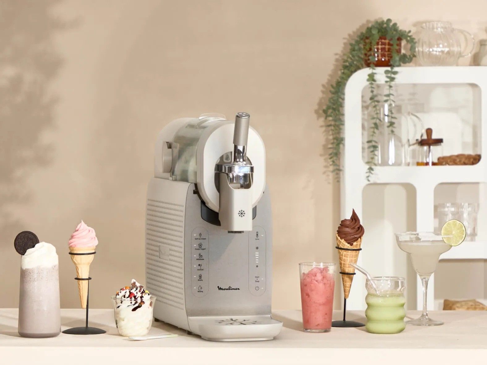 фото Мороженица автоматическая Tefal Freezi IG803AE0 1