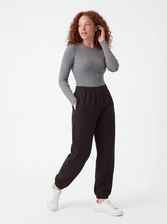 Zdjęcie Damskie spodnie dresowe oversize UNLEASH WINGS BLACK - Częstochowa