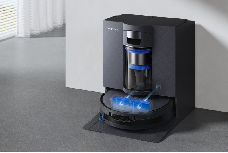 фото Робот-пилосос з вологим прибиранням Ecovacs Deebot X12 OmniCyclone Black
