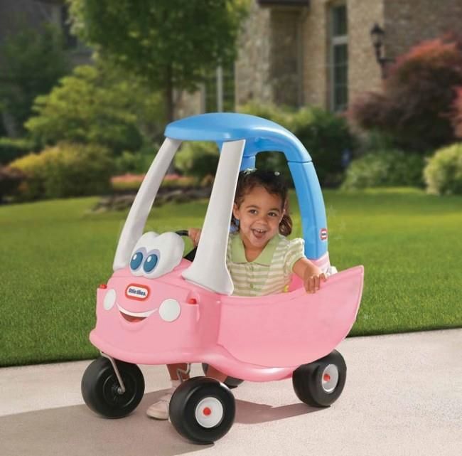 Little Tikes Jeździk Cozy Coupe Princess 614798 - zdjęcie 2 Little Tikes Jeździk Cozy Coupe Princess 614798