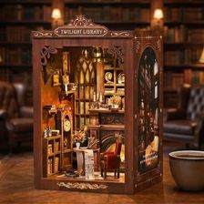 Zdjęcie Miniaturowy Domek Book Nook Książka Przy Kominku - Korsze