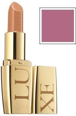 Avon Luxe Lipstick szminka nawilżająca odcień Runway Plum 3,6 g