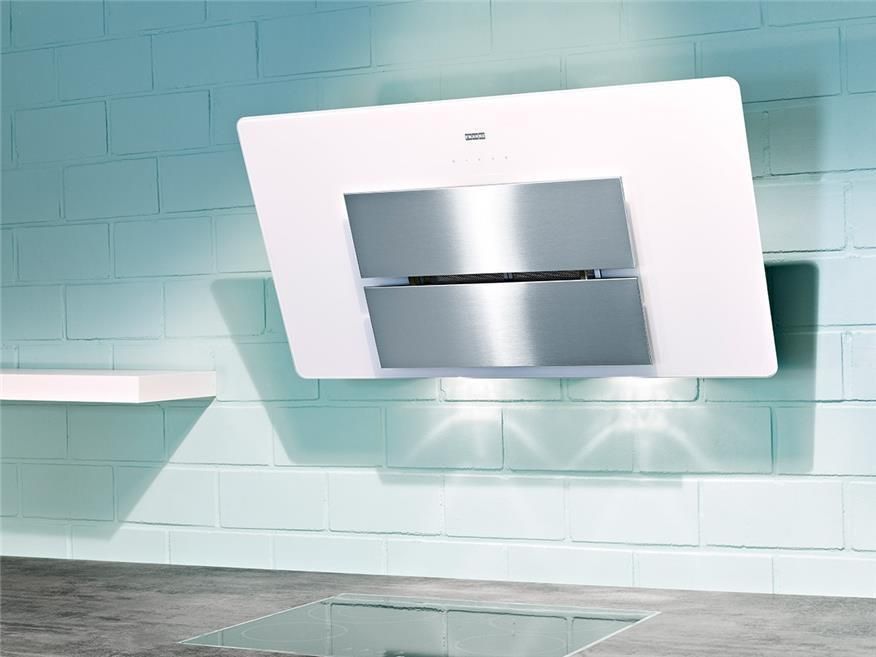 фото Вытяжка наклонная Franke Maris FMA 905 WH/XS