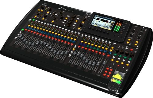 фото Микшерный пульт Behringer X32 3