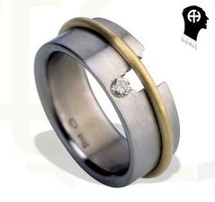 Pierścień z tytanu HADRYŚ "Sabotaż" 0,03 ct H/Si - zdjęcie 1