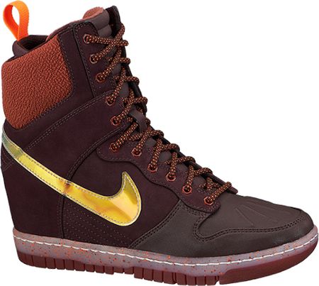 Buty trekkingowe Buty WMNS DUNK SKY HI SNEAKERBOOT 2.0 684954 600