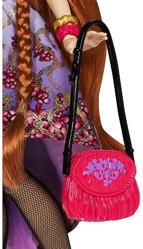 Ever After High Bonecas Cobertas De Doce - Holly Ohair em Promoção