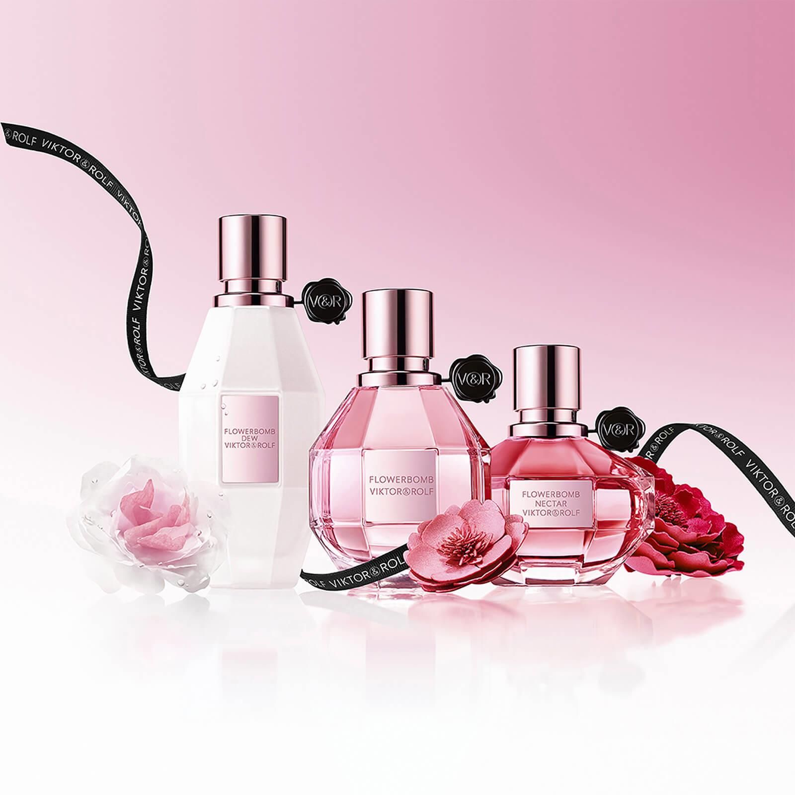 香水(女性用) Victor&Rolf Flowerbomb 50ml 楽天市場】ヴィクターアンドロルフ VIKTOR & ROLF