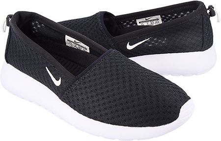 roshe run slip on black