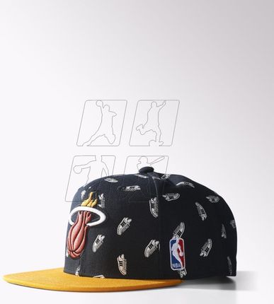Czapka z daszkiem adidas ORIGINALS NBA Snapback Cap Heat Superstar