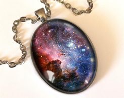 Carina Nebula - Owalny medalion z łańcuszkiem - Medaliony handmade