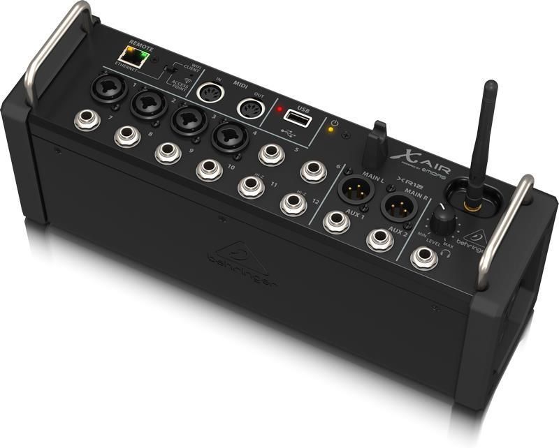 фото Мікшерний пульт Behringer X Air XR12