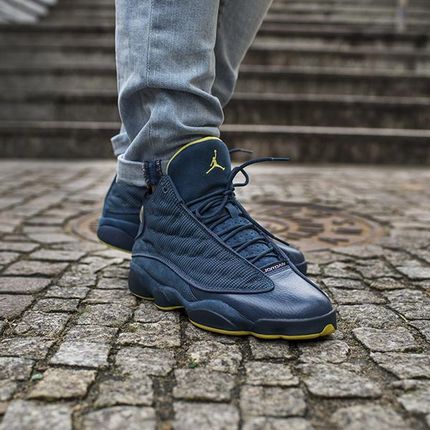retro 13 squadron blue