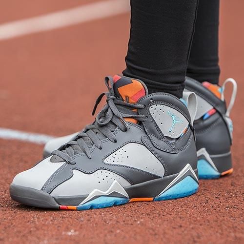 Buty Air Jordan 7 Retro (BG) Barcelona Days (304774-016) - Ceny i