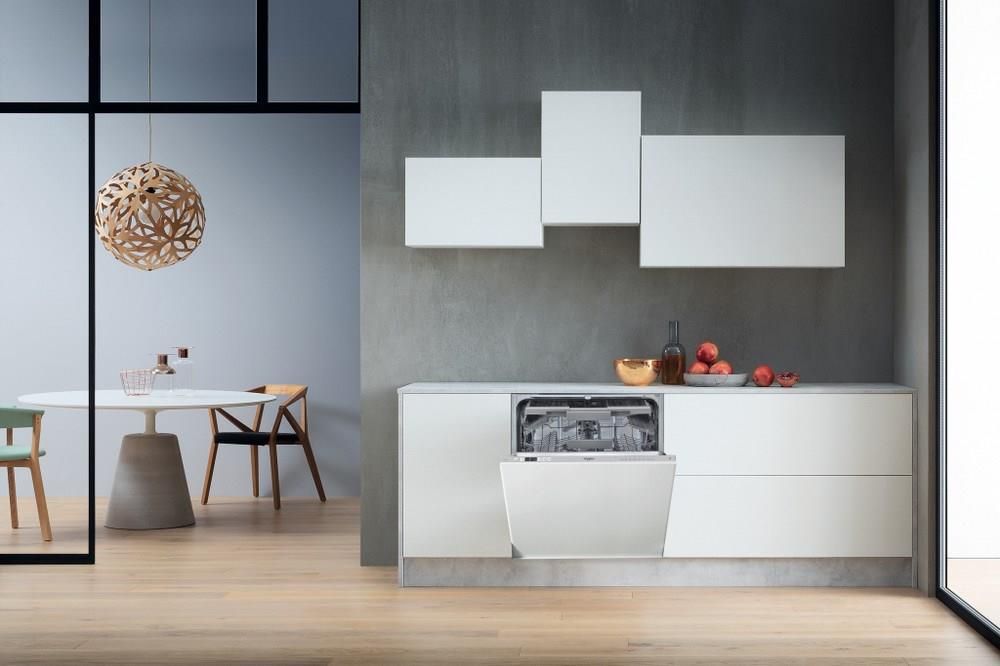 Whirlpool WIC3C26F – front